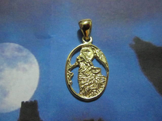 Il Lupo e la Luna - Ciondolo (Oro) - The Wolf and the Moon - Pendant (Gold)