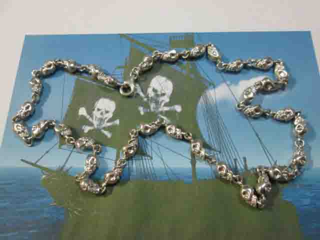 La Catena dei Pirati (Argento) - The Pirates Chain (Silver)