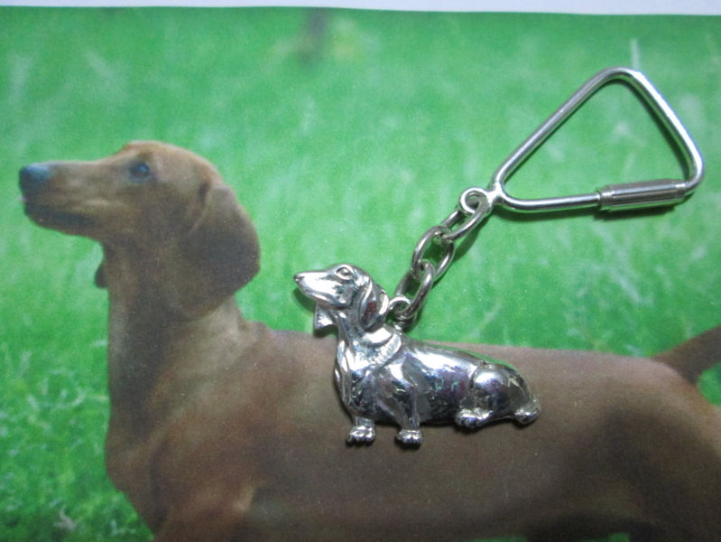 Dog dachshund keytag keychain short dog sliver bronze pendant 