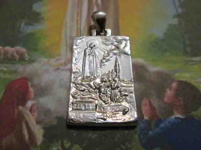 La Madonna di Fatima - Ciondolo (Argento) - Our Lady of Fatima - Pendant (Silver)